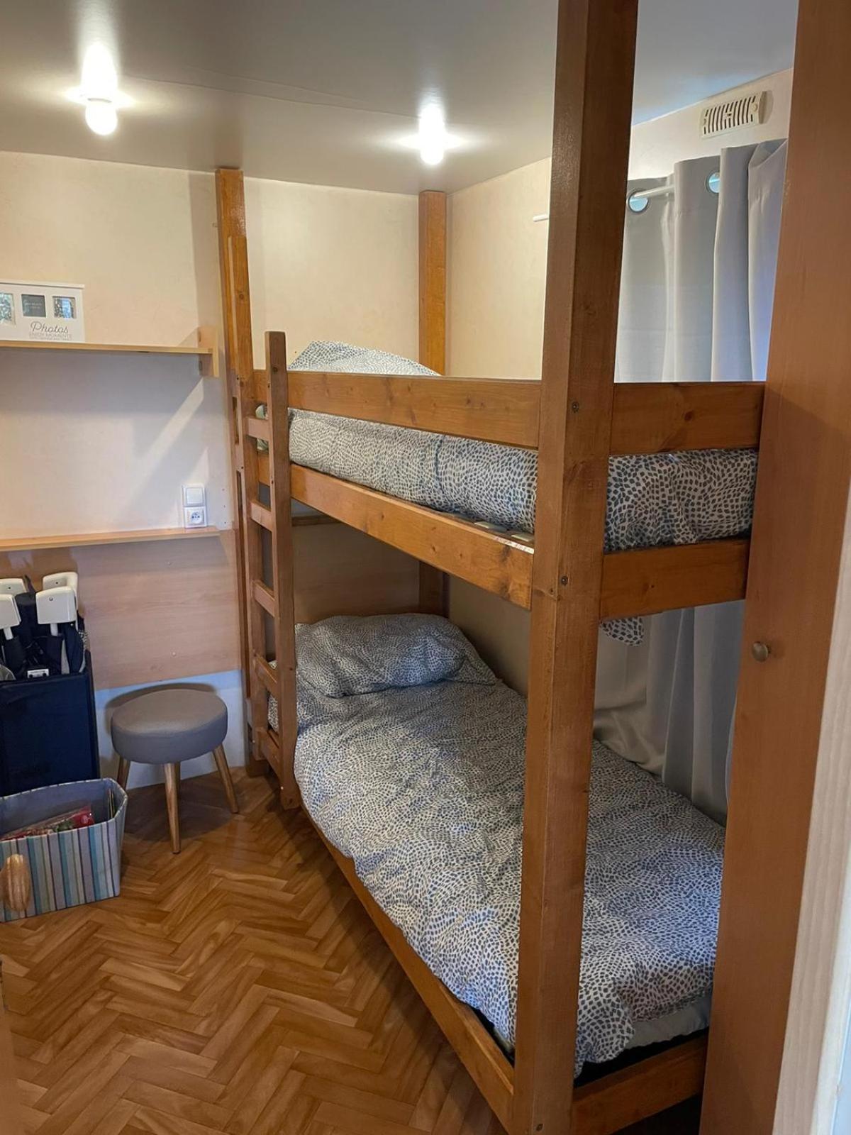 Cabanon Grenouille - Le Pal Saint-Martin-des-Lais Esterno foto
